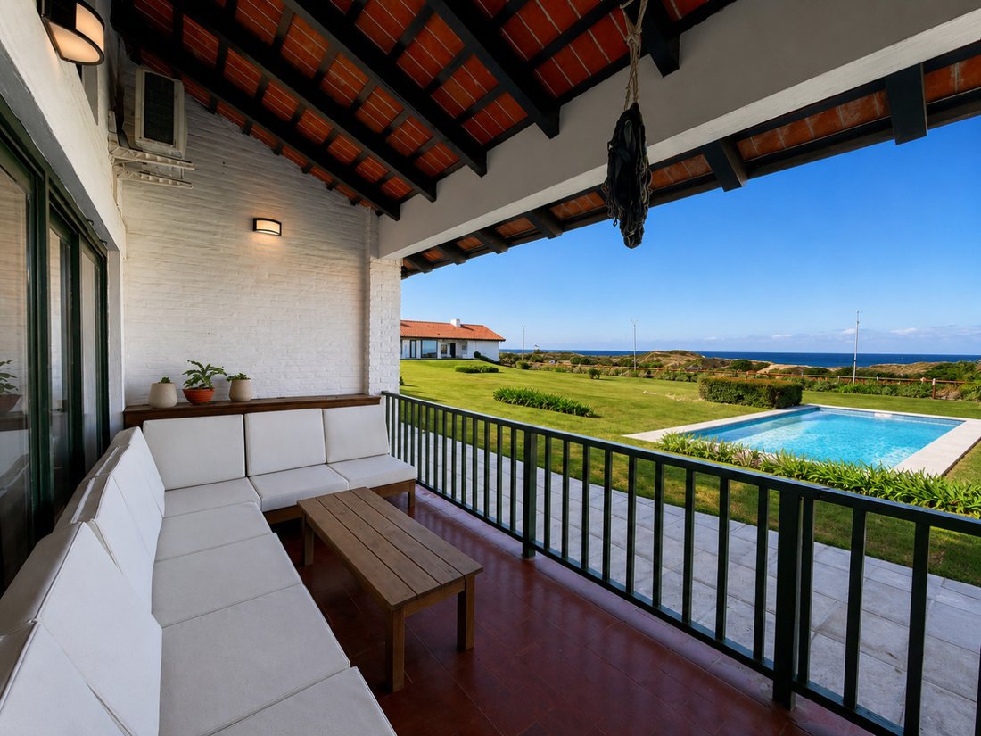 Apartment in Punta del Este, Maldonado Department, Uruguay 3 - 18345085