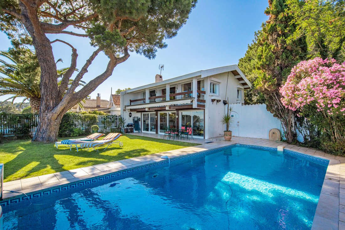 Villa in Centre Cap Ferret, Lège-Cap-Ferret, France 2 - 18345600