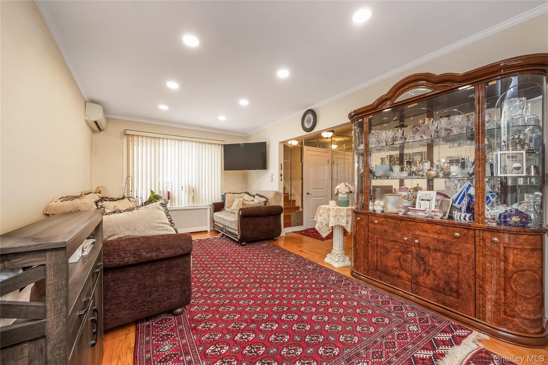 House in New York, New York, United States 5 - 18346392