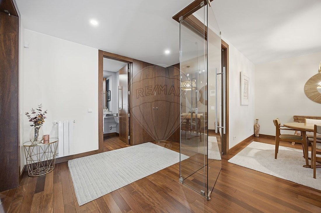Apartment in Santa Marinha e Sao Pedro da Afurada, Porto District, Portugal 3 - 18344214