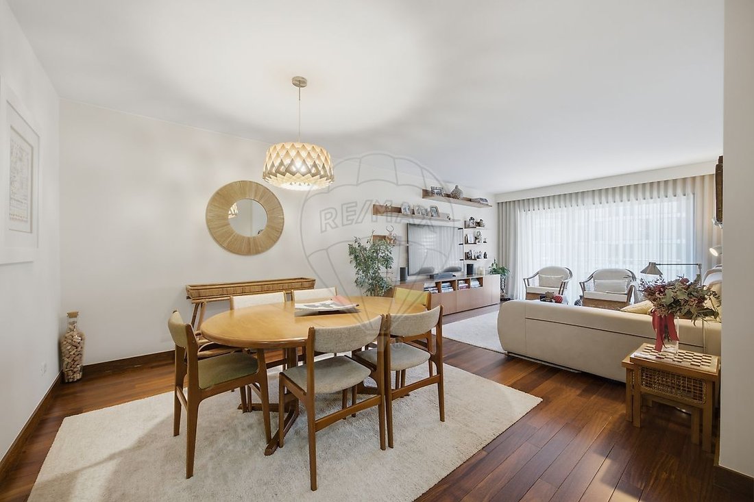 Apartment in Santa Marinha e Sao Pedro da Afurada, Porto District, Portugal 5 - 18344214