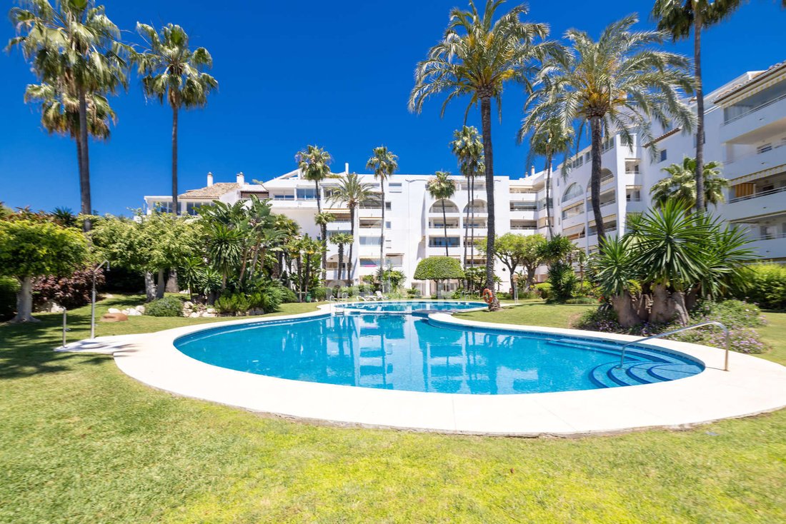 Apartment in Estepona, Andalusia, Spain 3 - 17290172