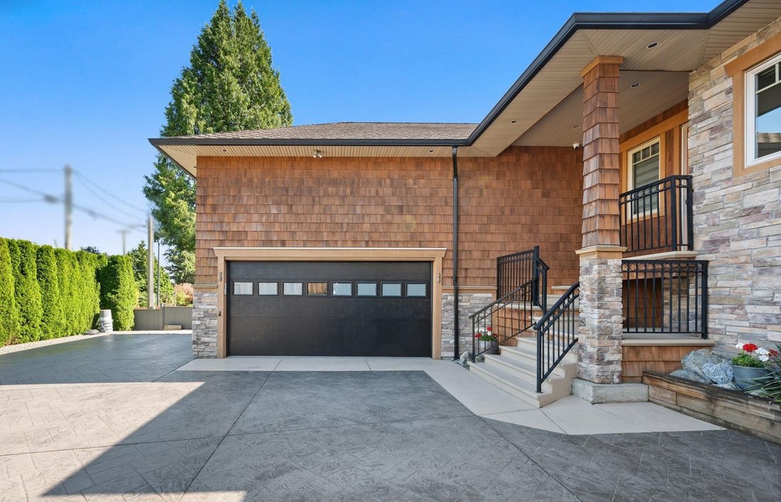House in White Rock, British Columbia, Canada 2 - 18346186