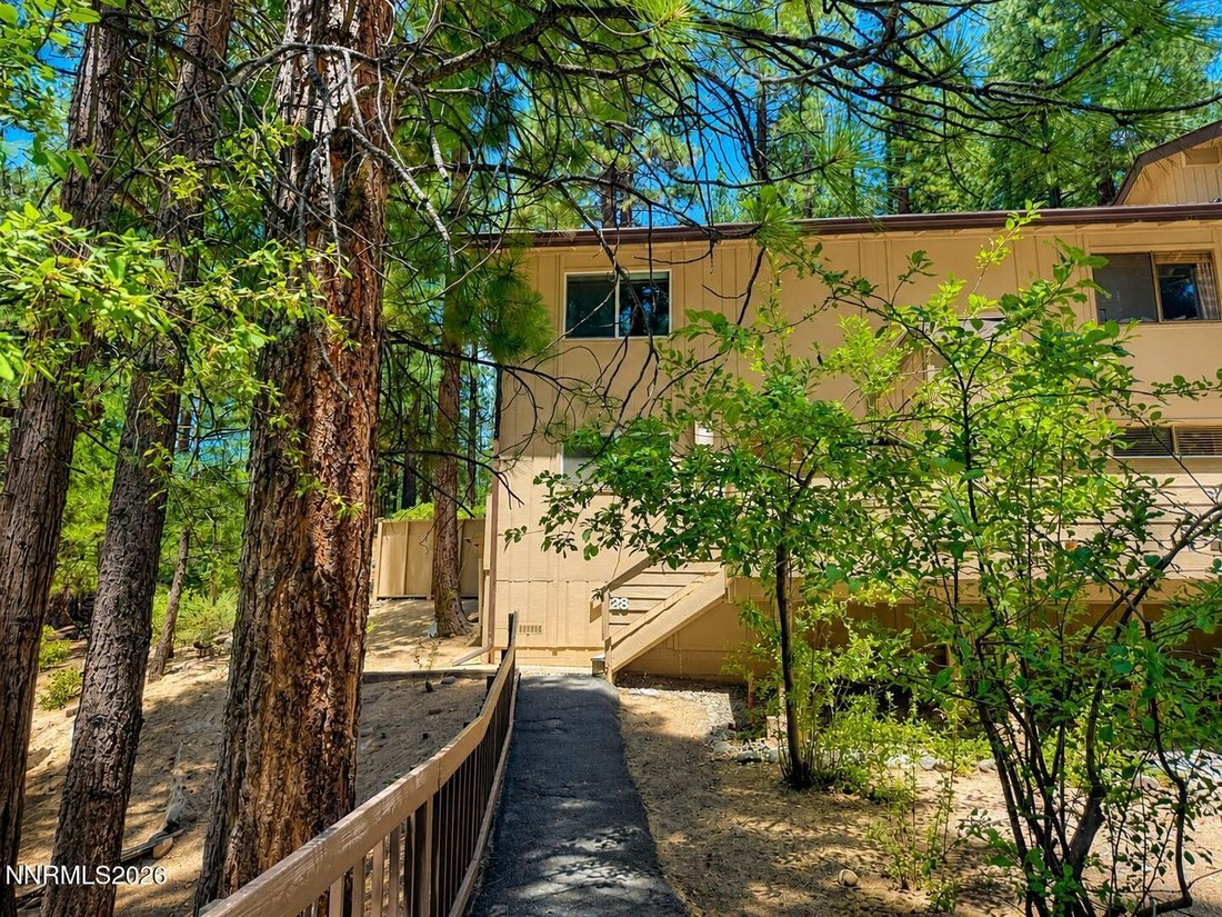 Condo in Incline Village, Nevada, United States 2 - 18345277