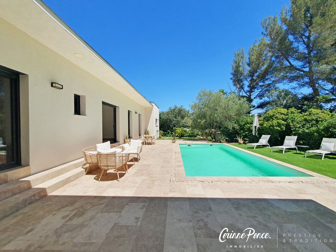 Villa in Camplanier, Nimes, France 3 - 18344206