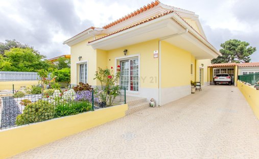 Villa in Azeitao (Sao Lourenco e Sao Simao), Setubal, Portugal 1
