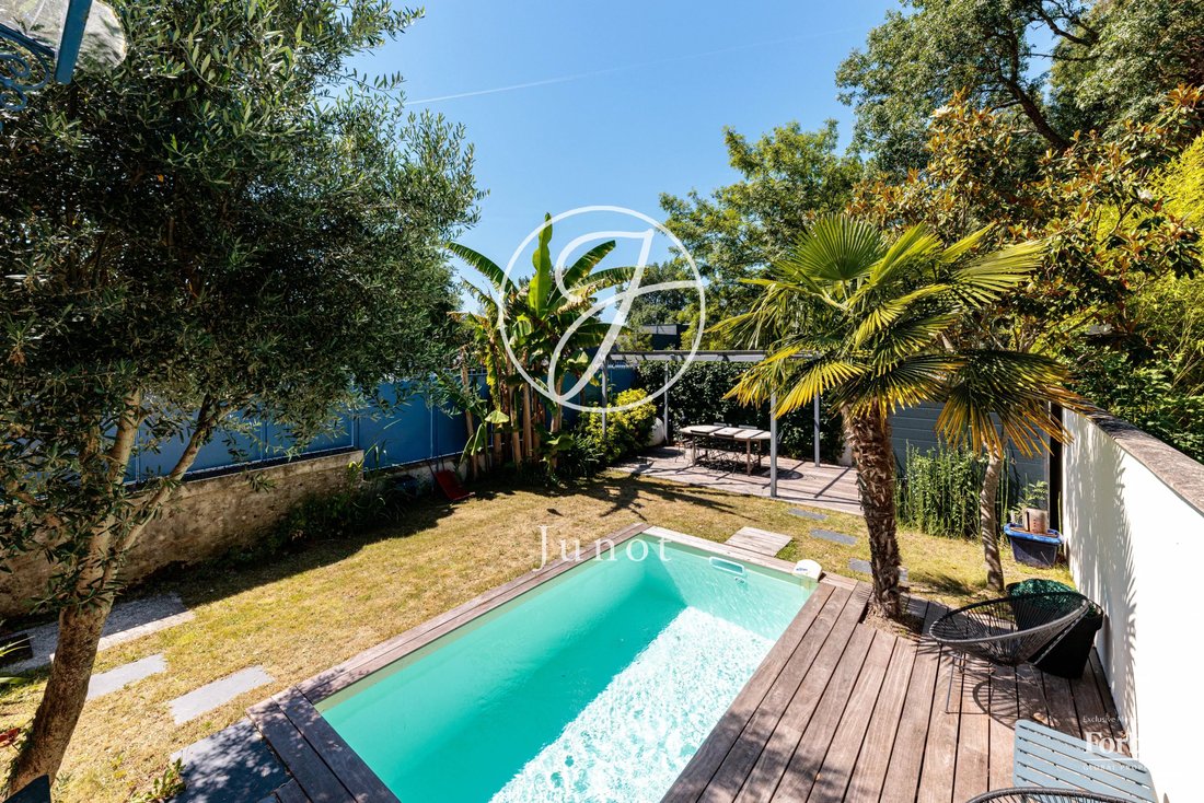 House in Trentemoult-Les Isles, Rezé, France 2 - 18344293