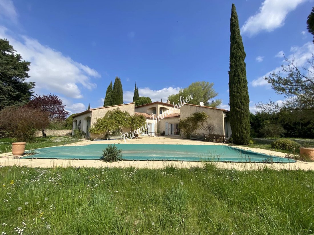 House in Cadenet, Provence-Alpes-Côte d'Azur, France 3 - 15959872