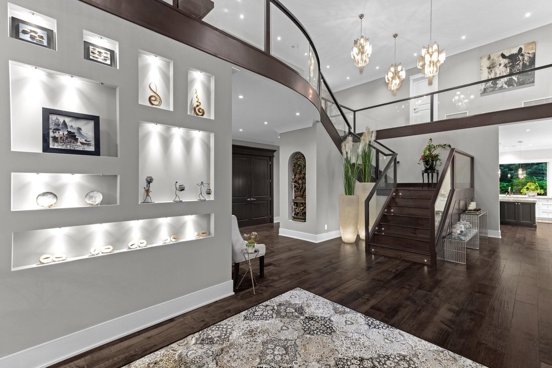 House in Surrey, British Columbia, Canada 4 - 18346185