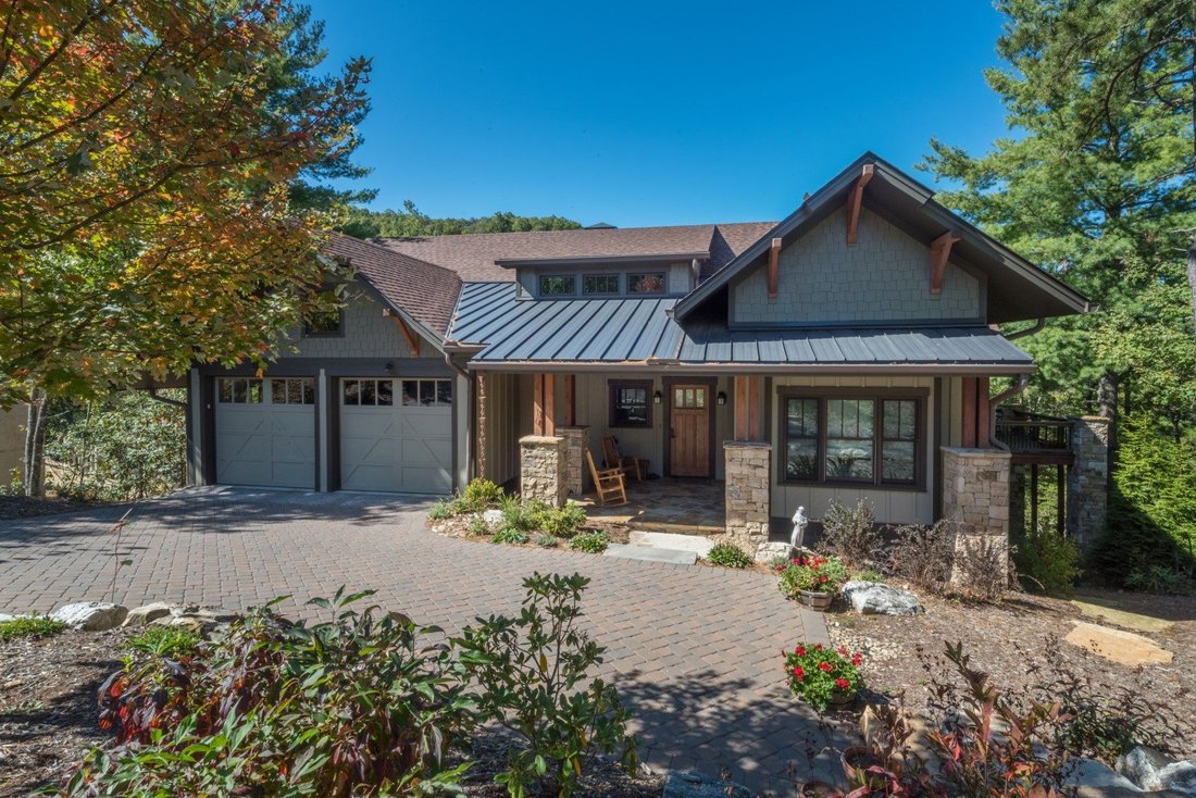 House in Black Mountain, North Carolina, United States 1 - 18346139
