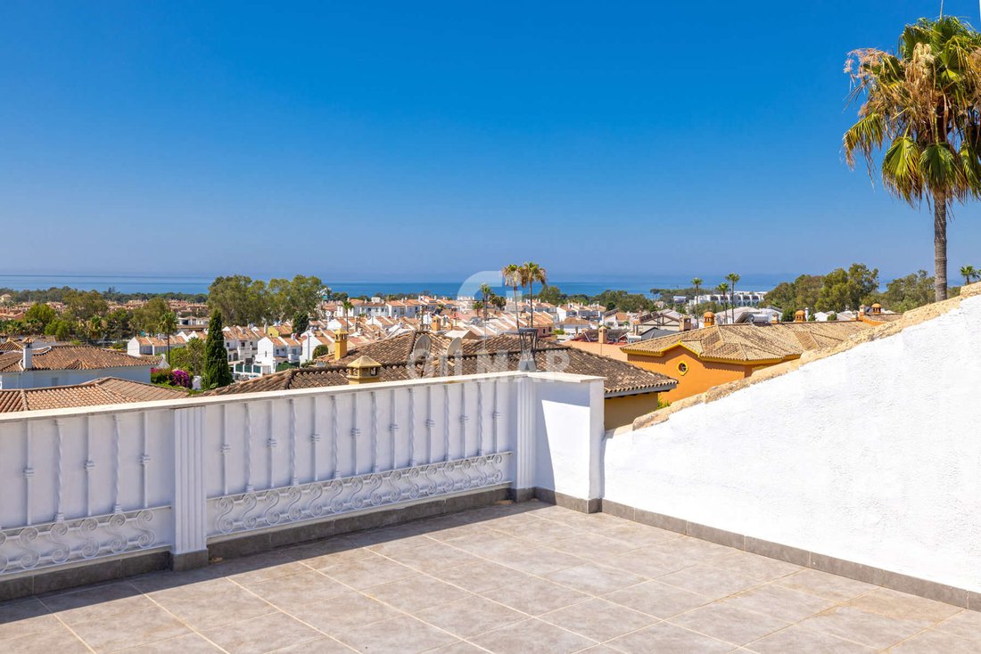 Apartment in Estepona, Andalusia, Spain 1 - 17290172
