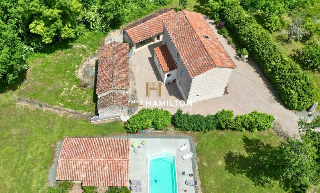 Villa in Cordes-sur-Ciel, Occitania, France 3 - 18344555