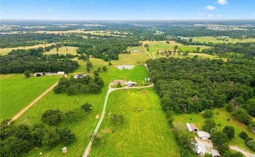 Land in Decatur, Arkansas, United States 1