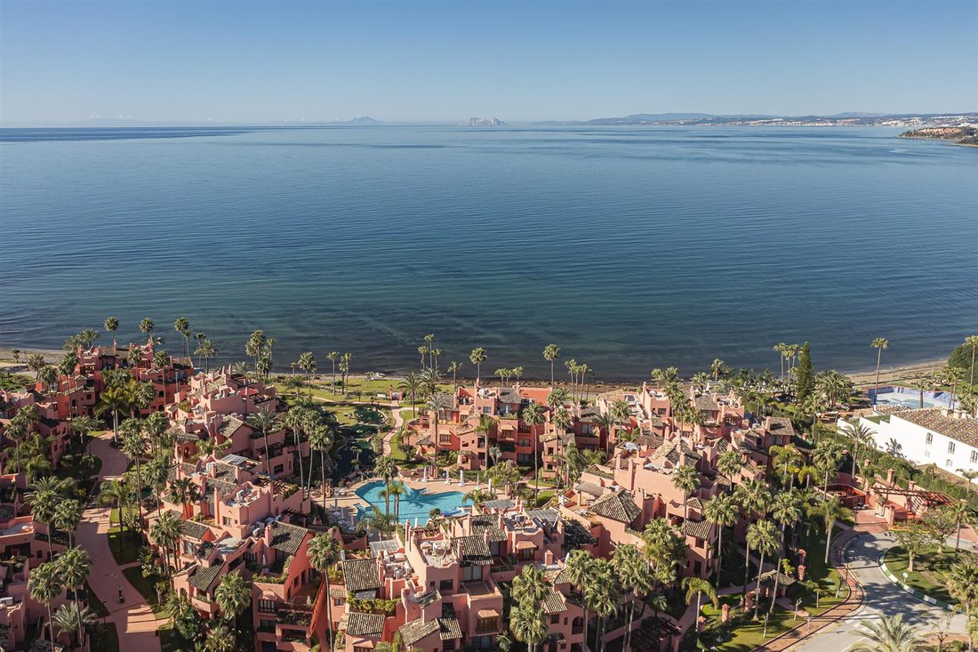 Apartment in Estepona, Andalusia, Spain 1 - 18344014