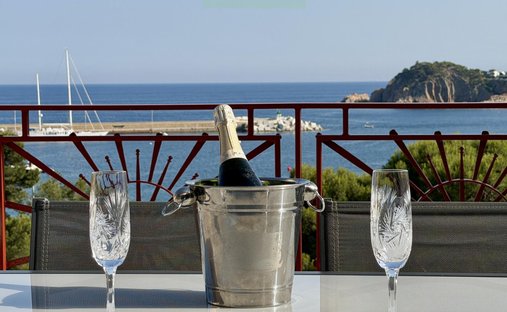 Apartment in Sant Feliu de Guixols, Catalonia, Spain 1