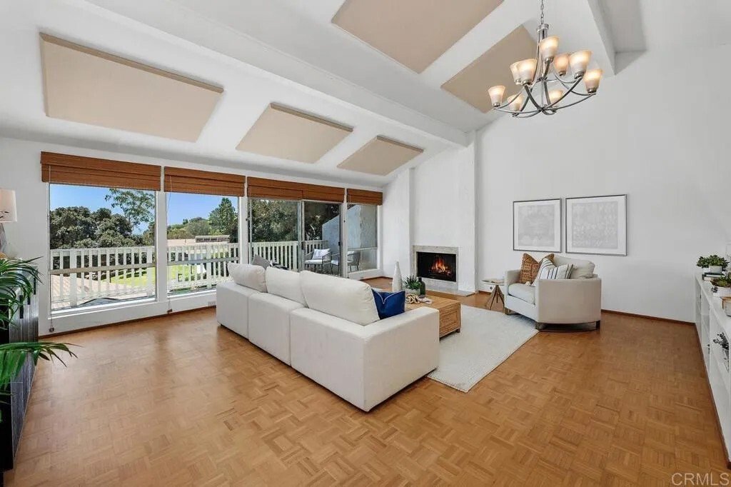 Condo in San Diego, California, United States 3 - 18345625