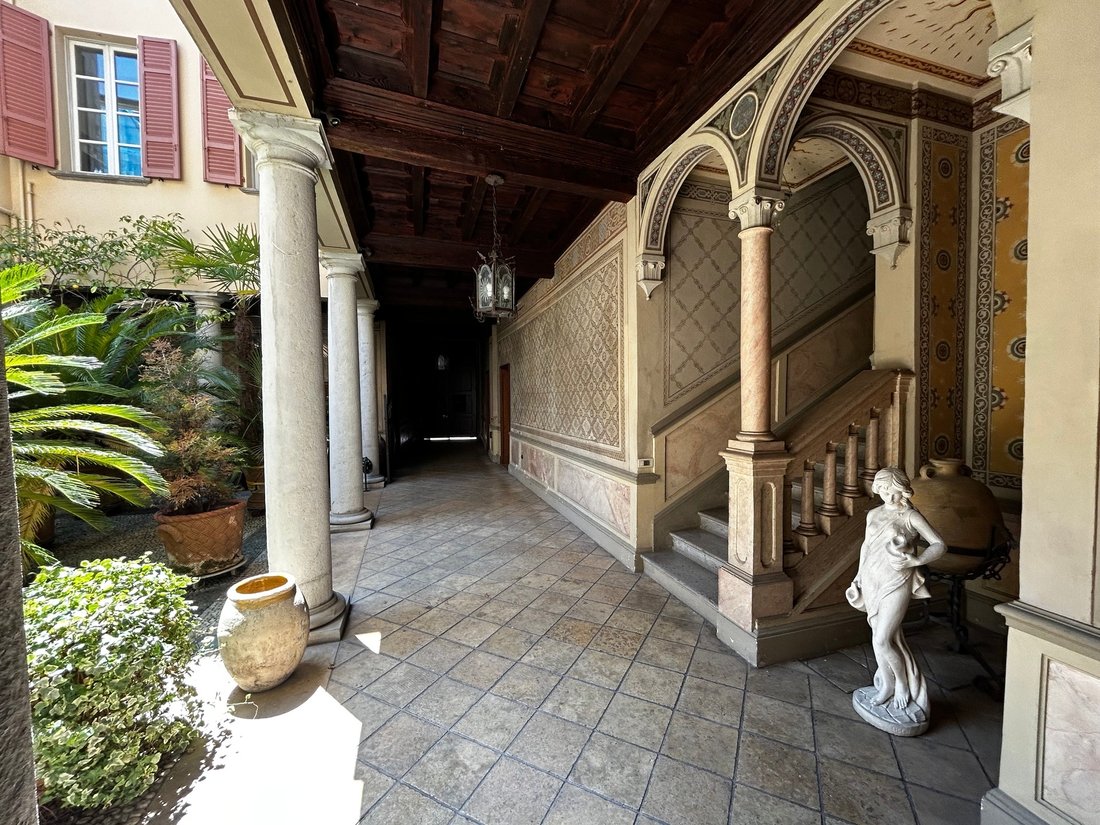 Apartment in Historic Center, Como, Lombardy 1 - 18344418