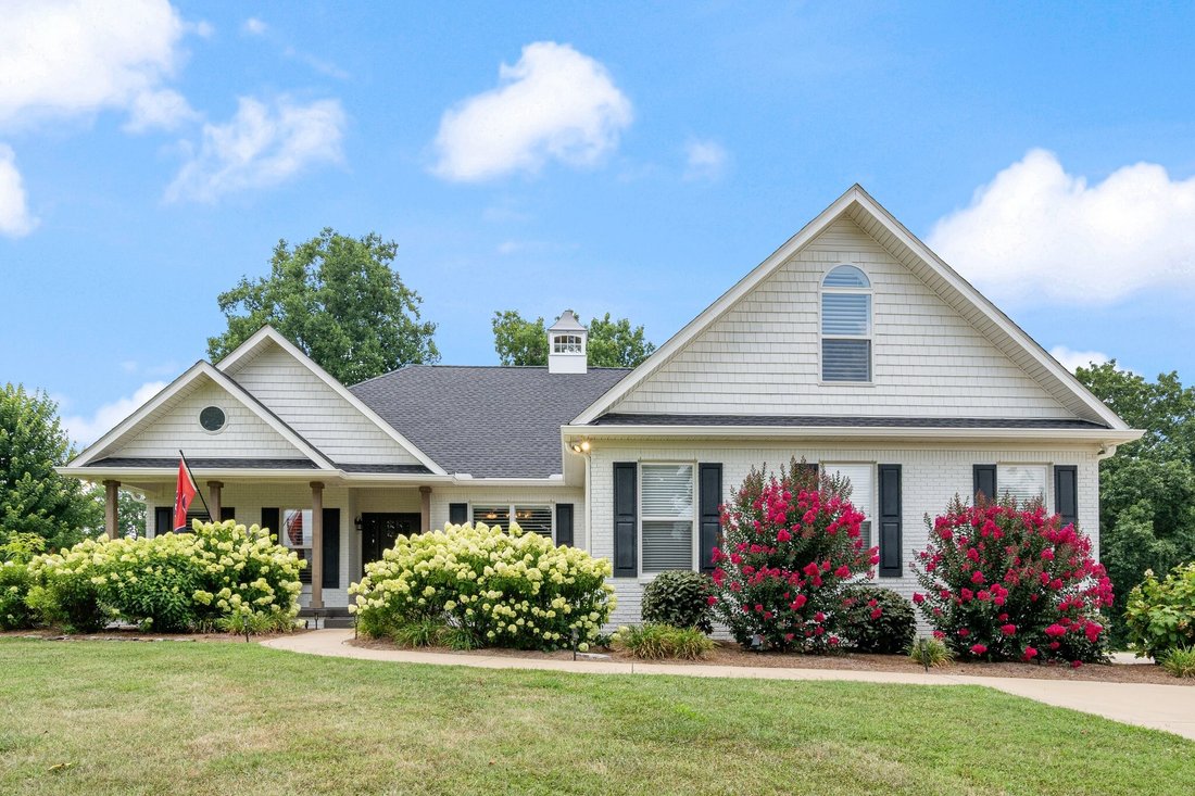 House in Columbia, Tennessee, United States 1 - 18346428