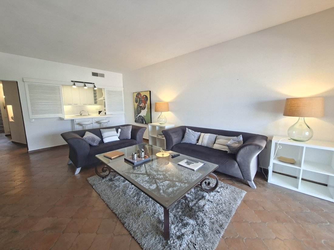 Apartment in Puerto Banus, Marbella, Spain 3 - 18280392