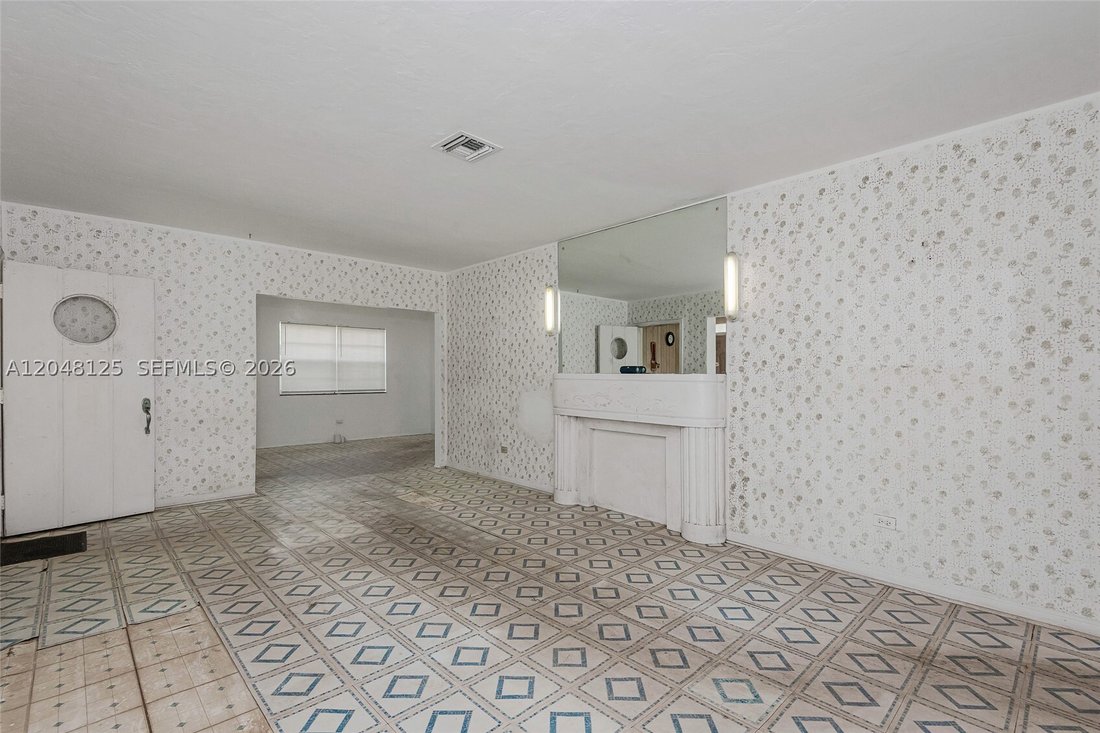 House in Miami, Florida, United States 3 - 18345451