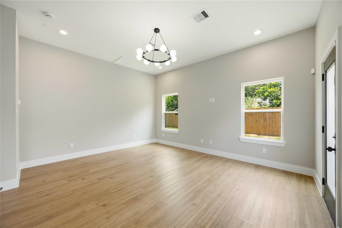 Houston, Texas, United States 5 - 18340940