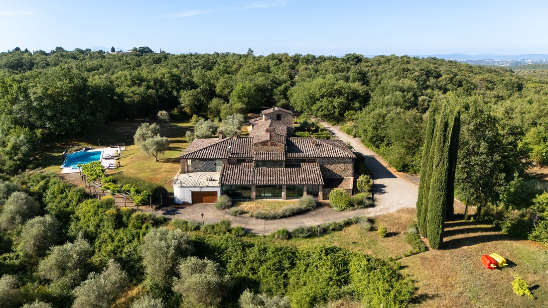 Villa in Gaiole in Chianti, Tuscany, Italy 1 - 18349207