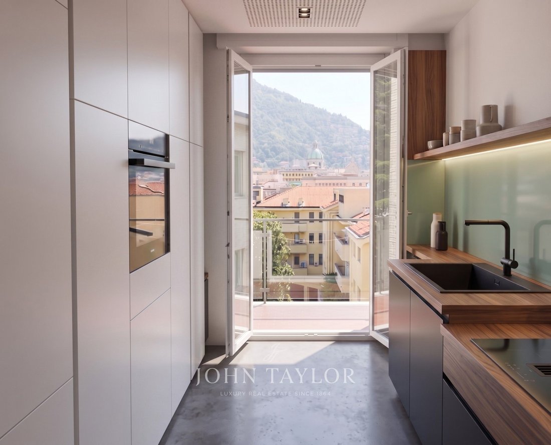 Apartment in Historic Center, Como, Lombardy 4 - 18349084