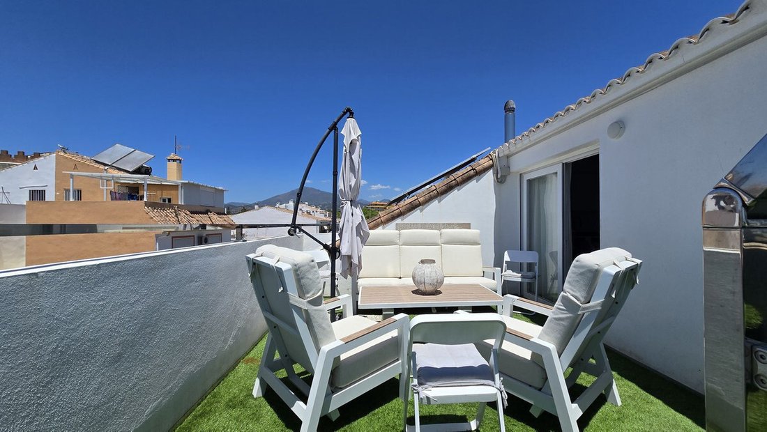 Penthouse in San Pedro de Alcantara, Andalusia, Spain 3 - 18347230