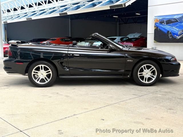 Ford Mustang in Calverton, NY, United States 5 - 18348128