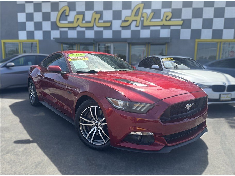 Coupe in Fresno, CA, United States 1 - 18347349