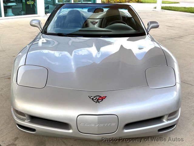 Chevrolet Corvette in Calverton, NY, United States 3 - 18348112