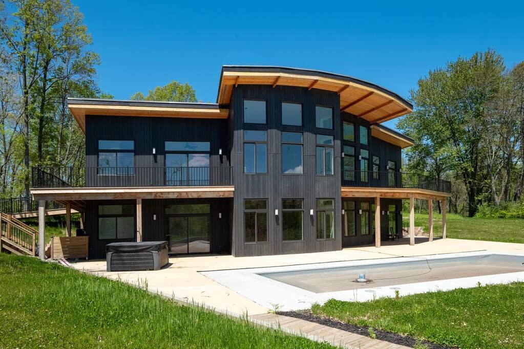 House in Valparaiso, Indiana, United States 3 - 18104355