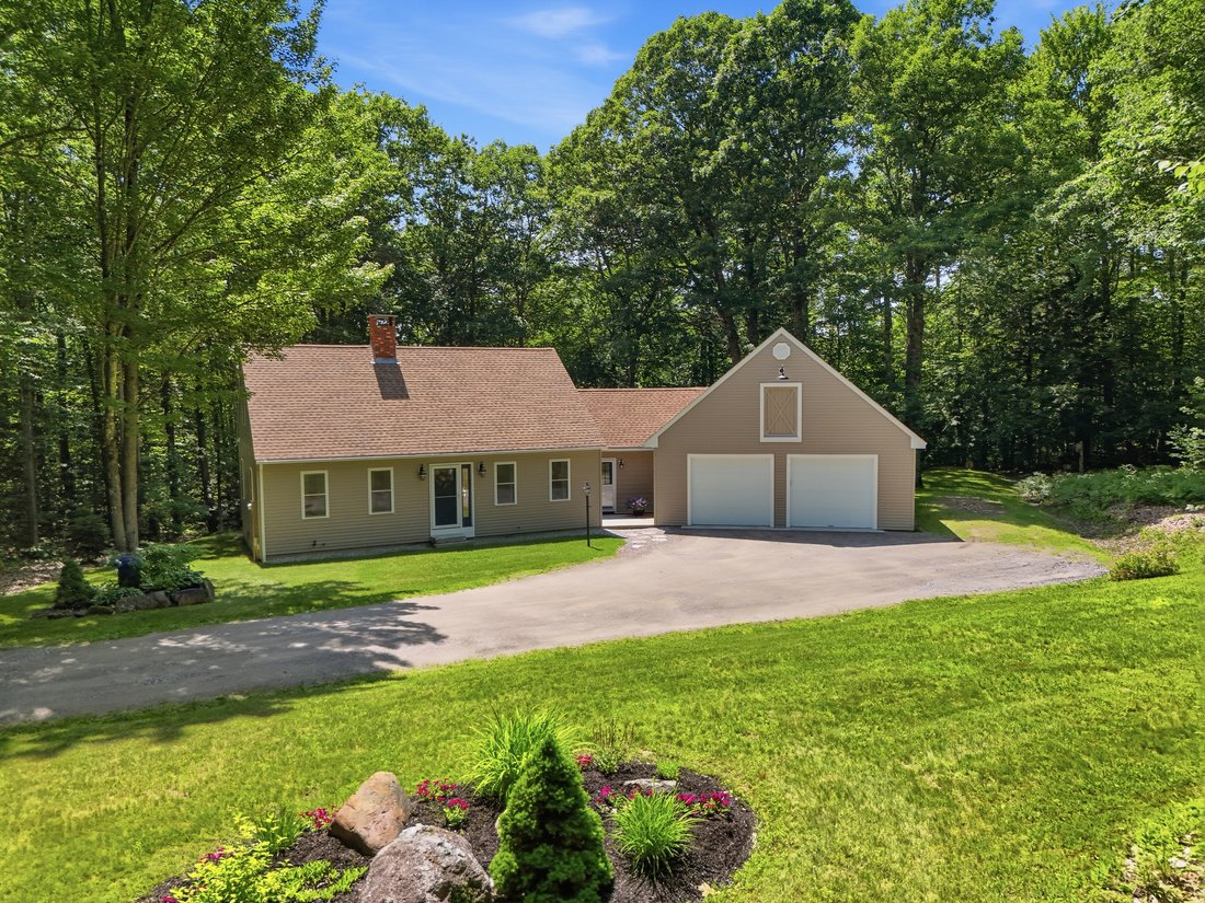 House in Gilmanton, New Hampshire, United States 1 - 18346868