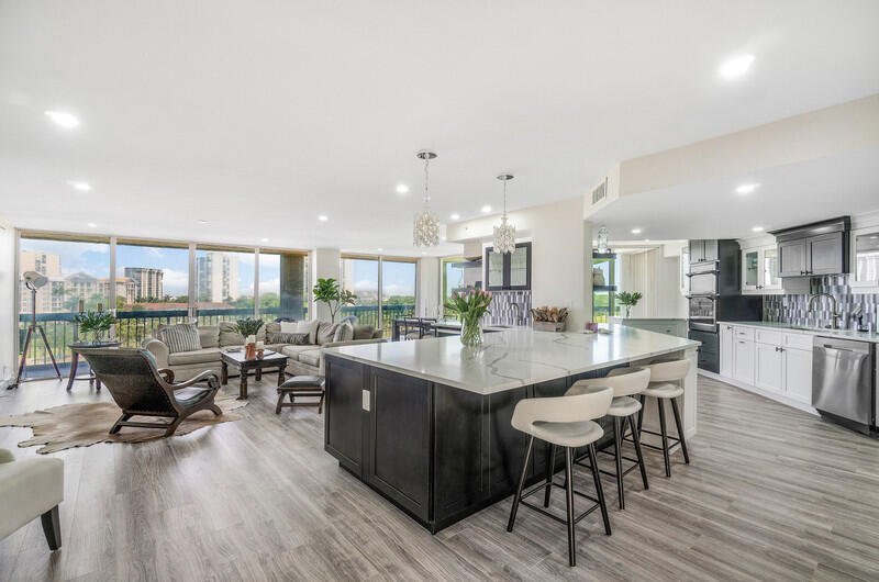 Condo in West Palm Beach, Florida, United States 1 - 18347215