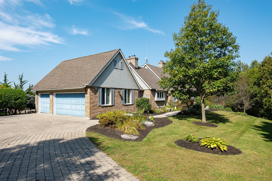 House in Kawartha Lakes, Ontario, Canada 5 - 18348718