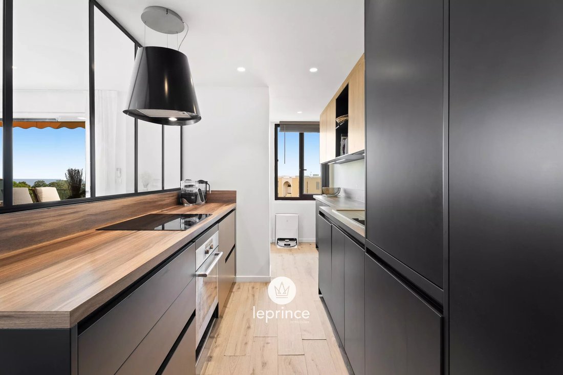 Appartement à Nice, Provence-Alpes-Côte d'Azur, France 5 - 18348290