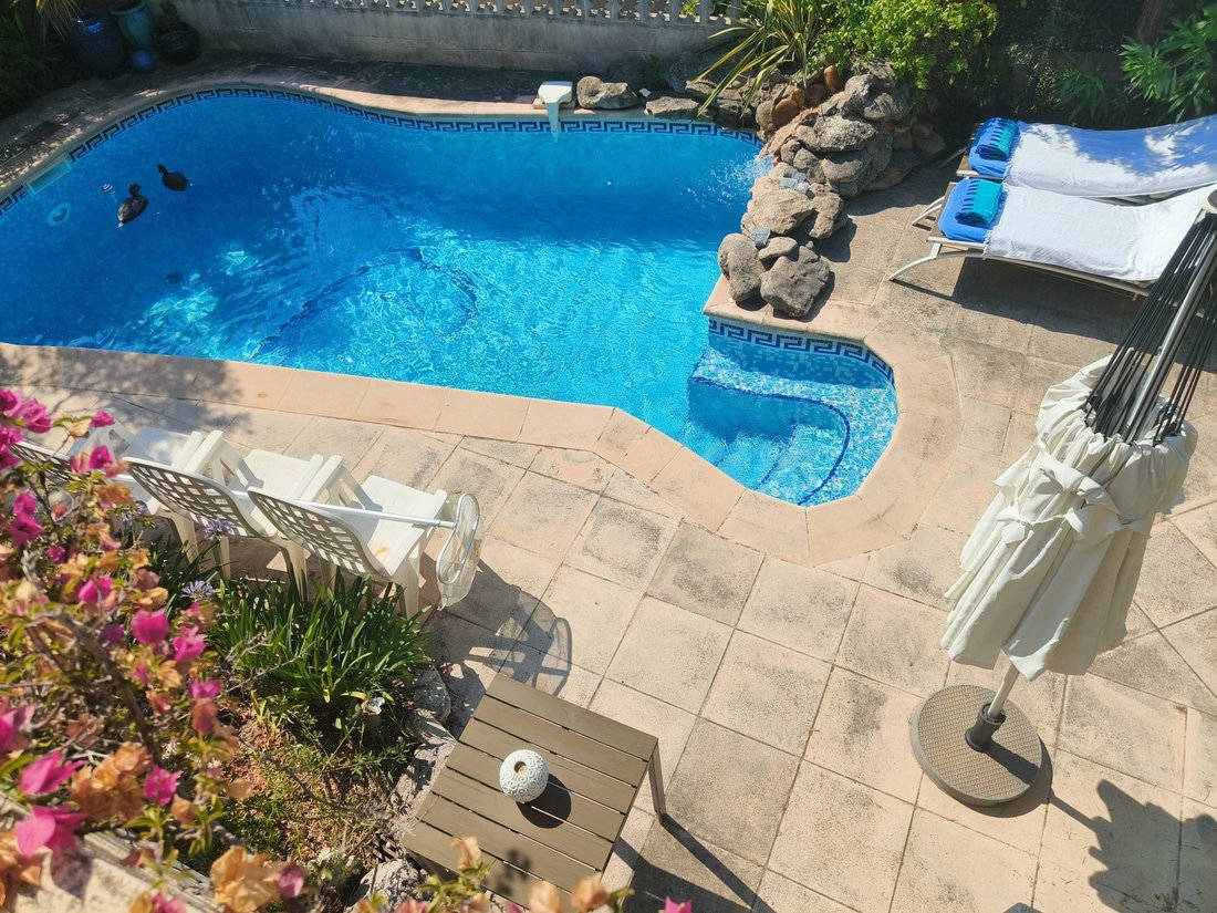House in Le Village-L'Esperon, Sausset-les-Pins, France 3 - 18348729