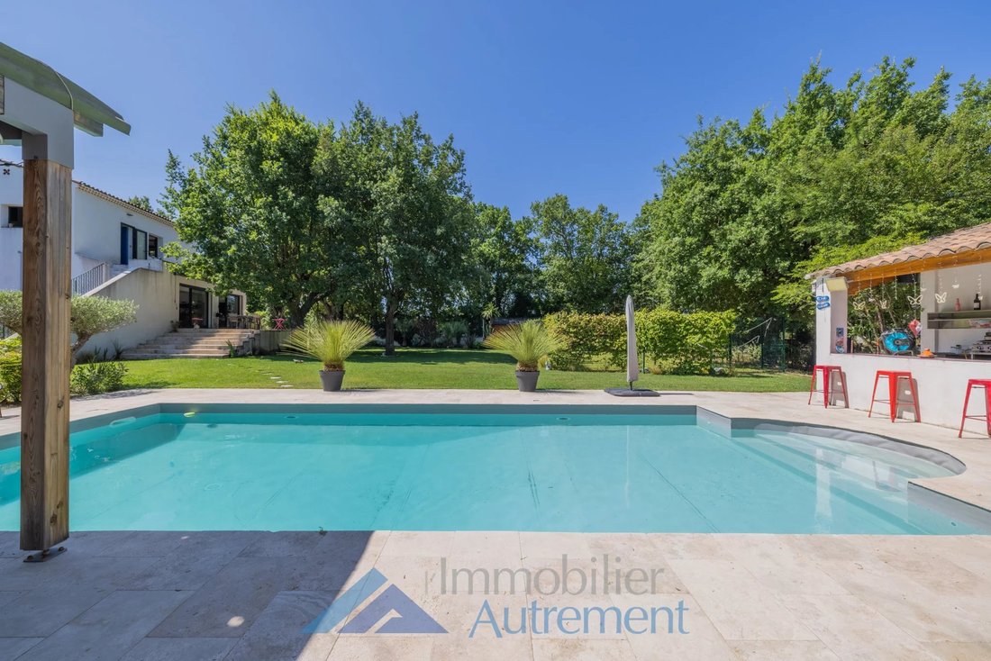 Villa in Plateau de Puyricard-La Trévaresse, Aix-en-Provence, France 3 - 18347347