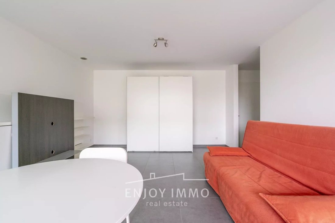 Apartment in Luxembourg, Luxembourg, Luxembourg 2 - 18348149
