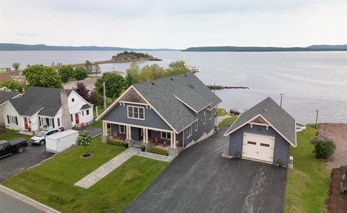 Casa en Botwood, Terranova y Labrador, Canadá 1
