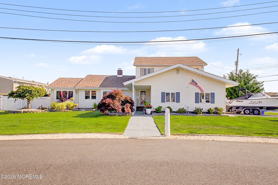 House in Toms River, New Jersey, United States 3 - 18349168