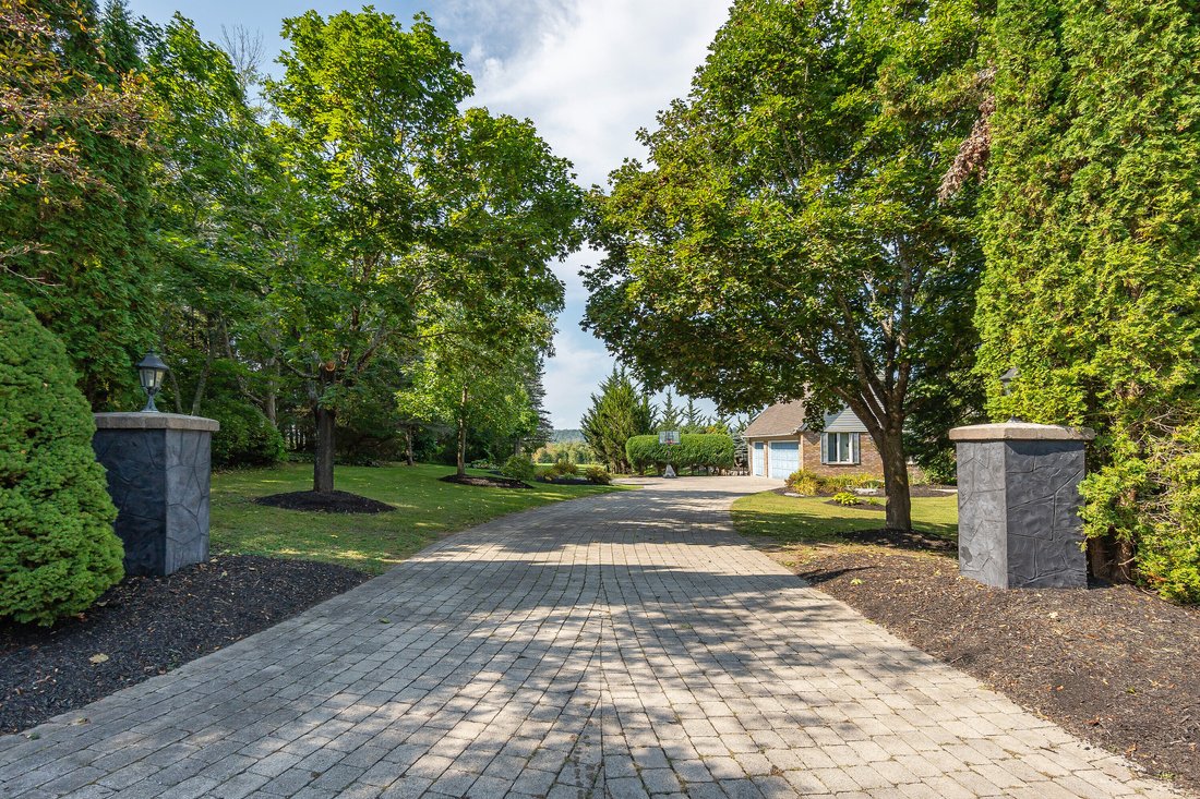 House in Kawartha Lakes, Ontario, Canada 4 - 18348718