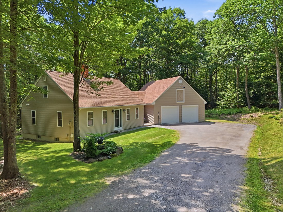 House in Gilmanton, New Hampshire, United States 3 - 18346868