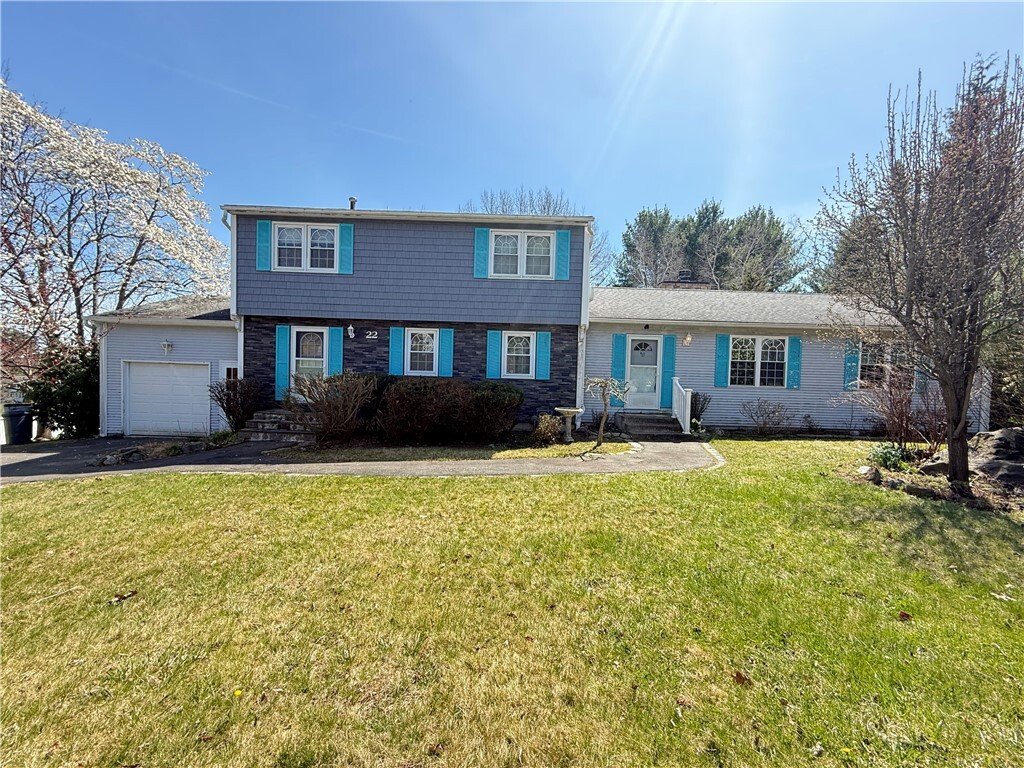 House in Cranston, Rhode Island, United States 2 - 18349141