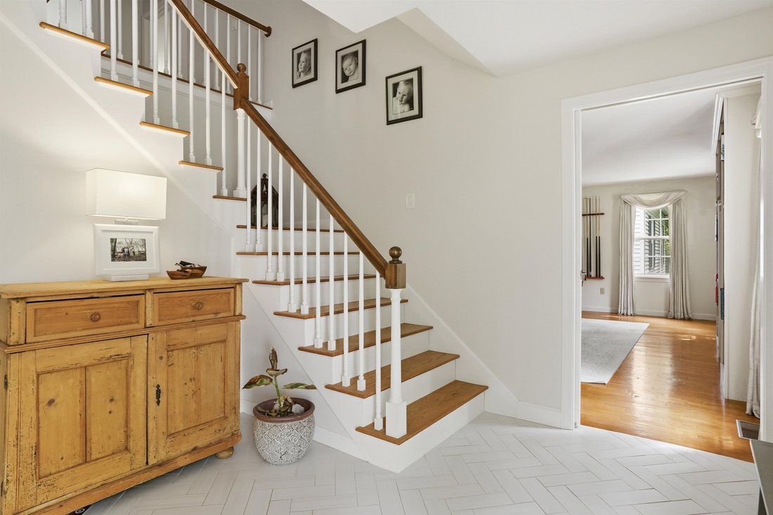 House in Bedford, New Hampshire, United States 3 - 18349068