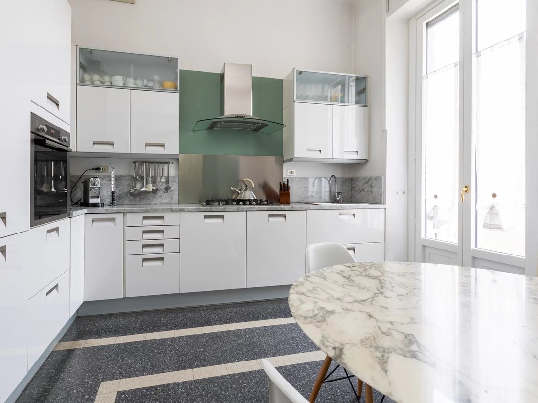 Apartment in Independence - Queen Giovanna, Milan, Italy 5 - 18348861