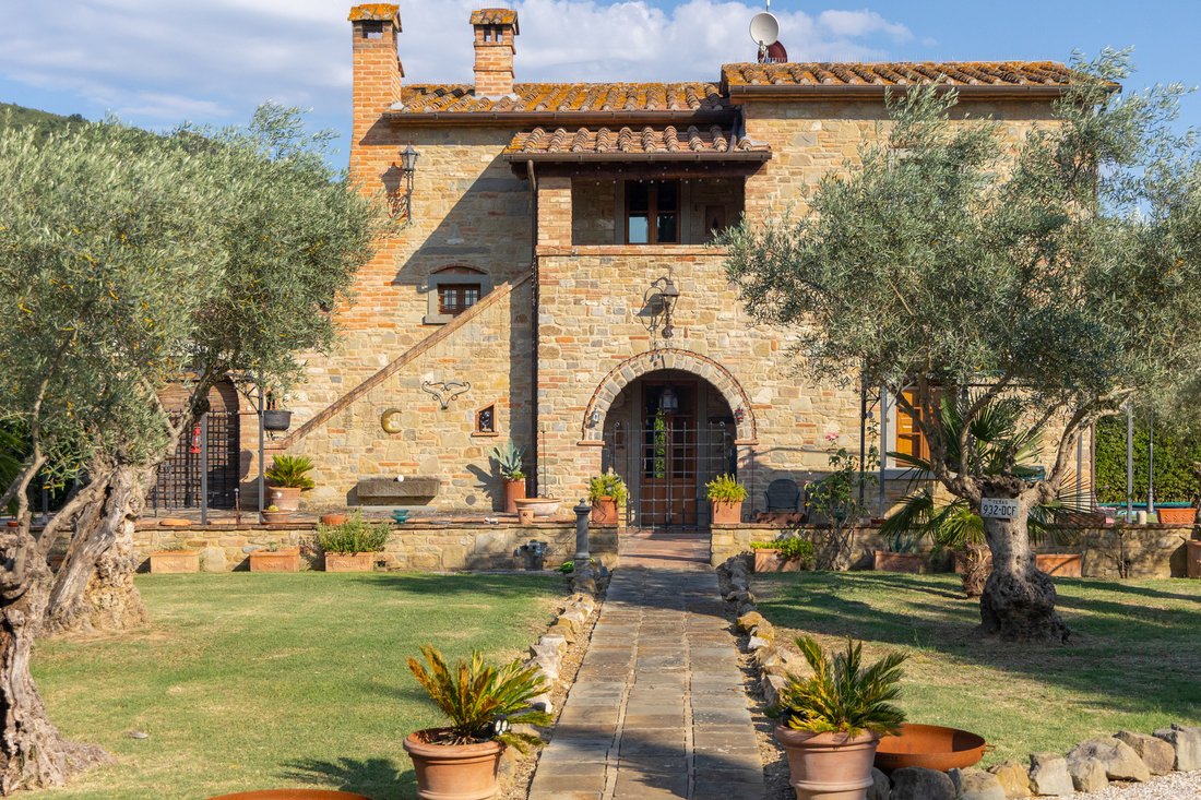 Villa in Center, Cortona, Tuscany 3 - 18347725
