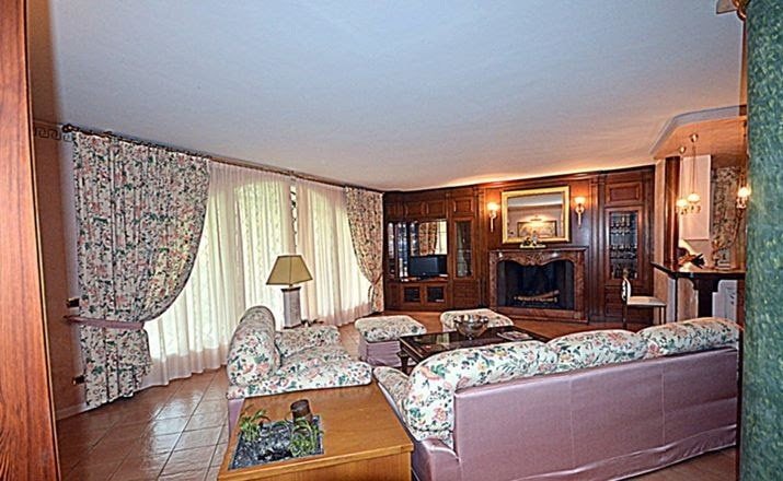 Villa in Agrate Brianza, Lombardy, Italy 5 - 18348023