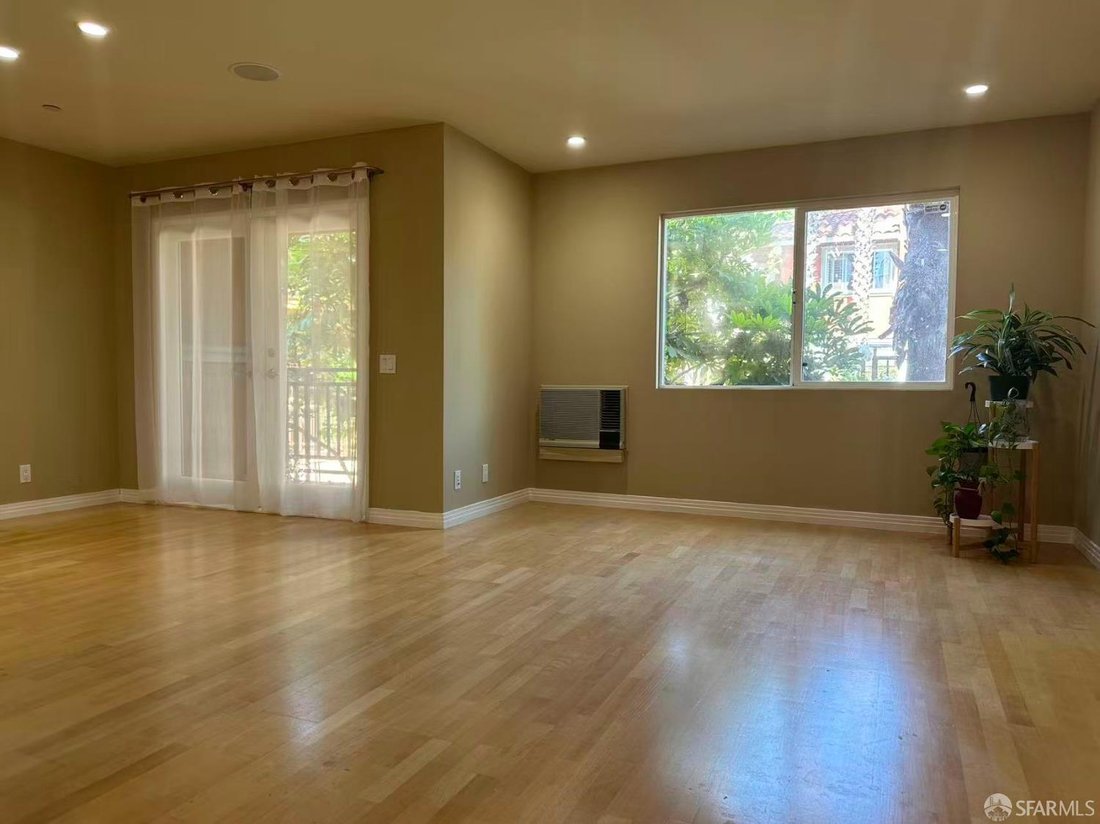 Townhouse in Santa Clara, California, United States 2 - 18349020