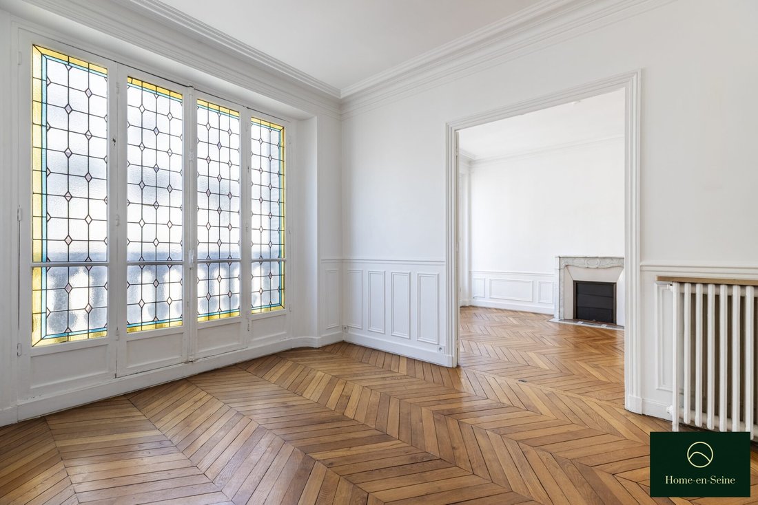 Apartment in Violet Commerce, Paris 15e Arrondissement, Paris 4 - 18348693